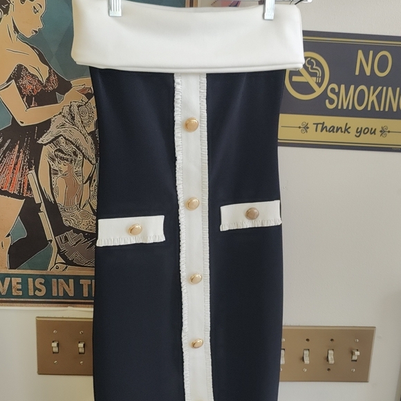 Zara Dresses & Skirts - Black & White Off-Shoulder Button Front Dress